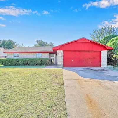 1704 Tyler St, Altus, OK 73521