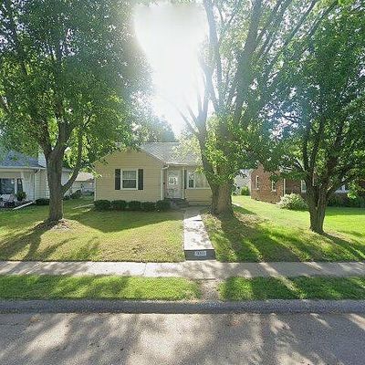 1711 N Pine St, Davenport, IA 52804