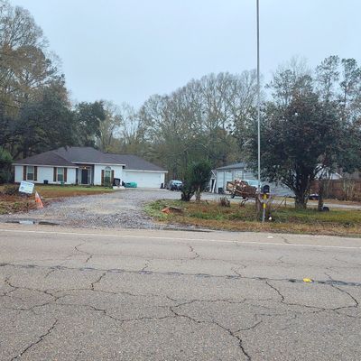 1713 Highway 22 W, Madisonville, LA 70447