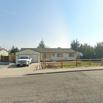 1719 Lincoln Park Cir, Wenatchee, WA 98801