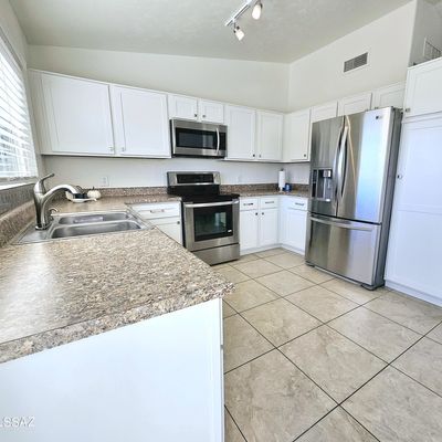 1741 W Ransom Oaks Dr, Tucson, AZ 85746