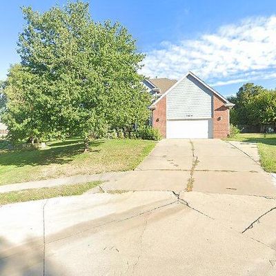 17614 Madison Cir, Omaha, NE 68135