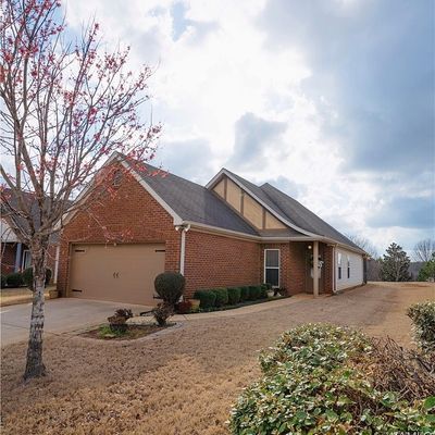 1782 Bradford Ln, Bessemer, AL 35022