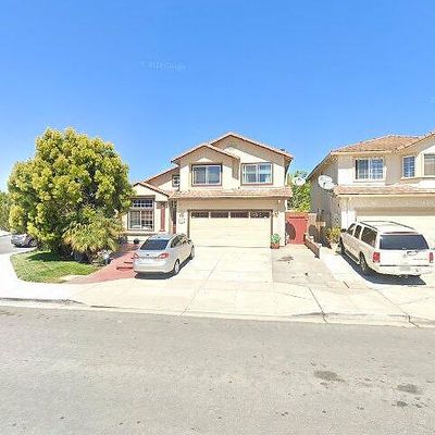 1801 Massachusetts Dr, Salinas, CA 93905