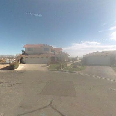 18090 Joshua Tree Ln, Victorville, CA 92395