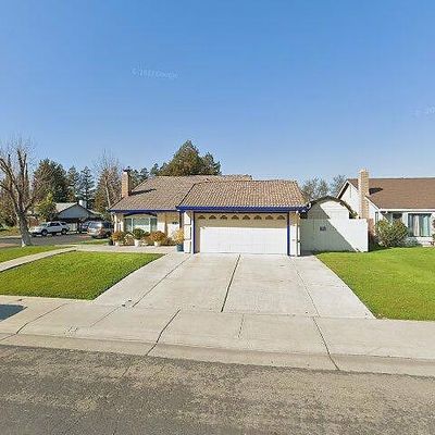 1819 Deauville Dr, Stockton, CA 95210