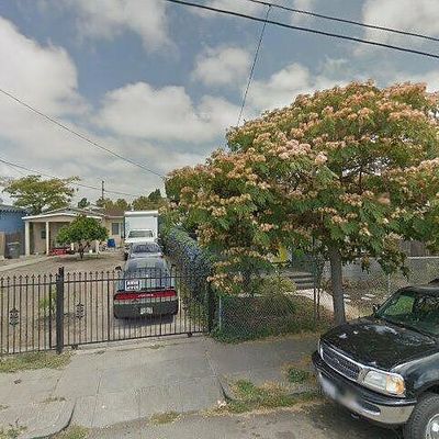 1833 102 Nd Ave, Oakland, CA 94603