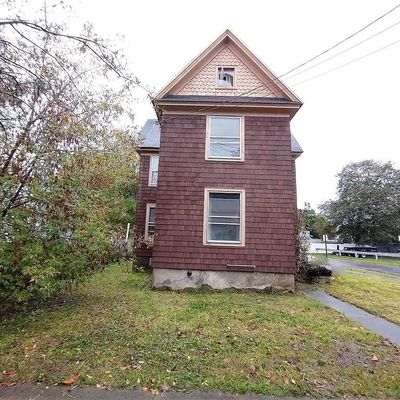 19 Clinton St, Whitesboro, NY 13492