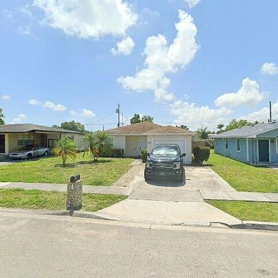 1557 W 10 Th St, Riviera Beach, FL 33404