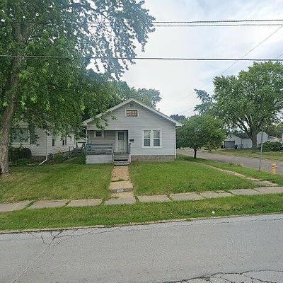 1602 W Lombard St, Davenport, IA 52804