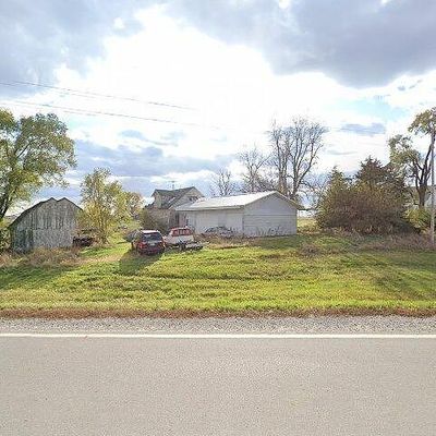 1605 210 Th St, Marengo, IA 52301