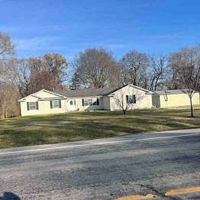 1620 Pine Bluff Rd, Morris, IL 60450