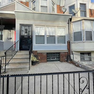 1627 S Ithan St, Philadelphia, PA 19143