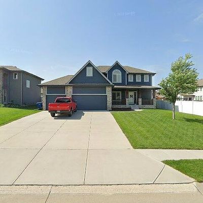 16385 Grebe St, Bennington, NE 68007