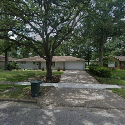 165 Manor St, Beaumont, TX 77706