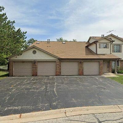 1675 W Partridge Ln #1, Arlington Heights, IL 60004