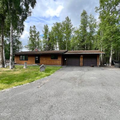 16760 Eagle River Rd, Eagle River, AK 99577