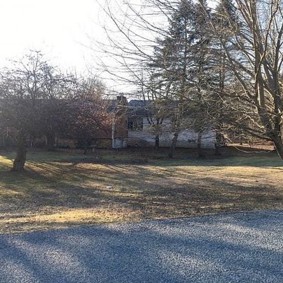 17 Dunthorne Dr, Bloomingburg, NY 12721