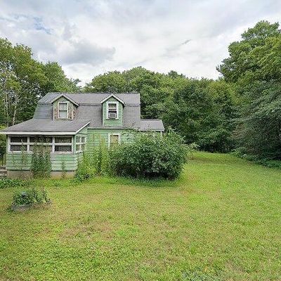 17 Reynolds Ave, Rehoboth, MA 02769