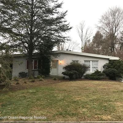 211 Parkview Ter, Lincroft, NJ 07738