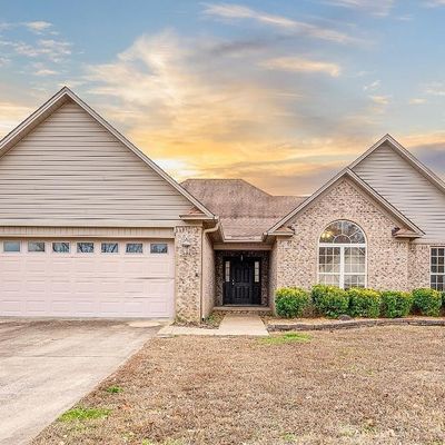 2111 Caleb Dr, Searcy, AR 72143