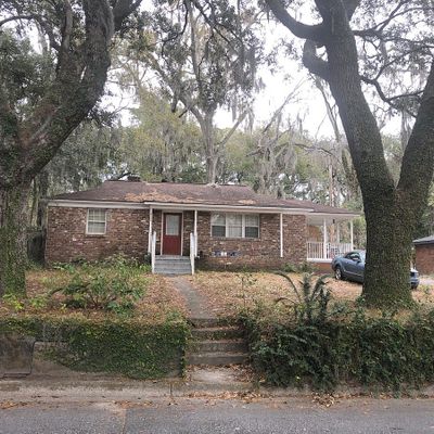 2120 Glynnwood Dr, Savannah, GA 31404