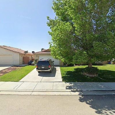 2148 Natalie Dr, Rosamond, CA 93560