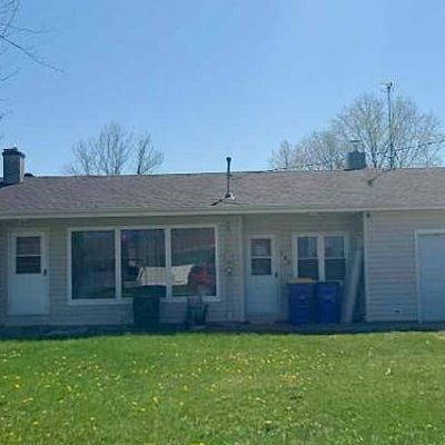 215 C Ave W, Walford, IA 52351