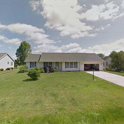 2153 Christopher St, Adrian, MI 49221