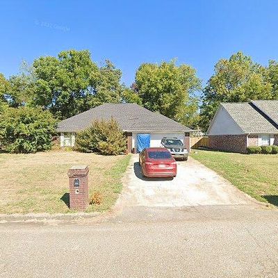 2180 Crabapple Dr, Tupelo, MS 38801