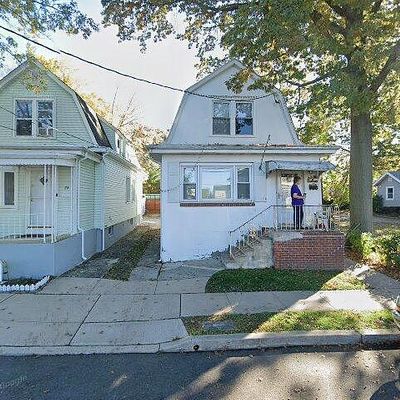 22 3 Rd St, Fords, NJ 08863