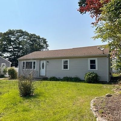 22 Hideaway Ln, East Wareham, MA 02538