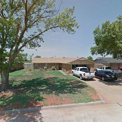 221 Cedar Ave, Elk City, OK 73644