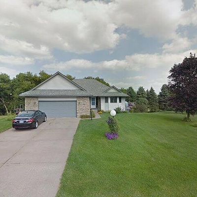 2221 Oak Glen Dr, Stillwater, MN 55082