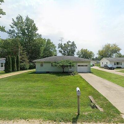 2267 Lancaster Heights Rd, Freeport, IL 61032