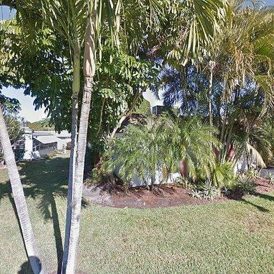 23 Kings Rd, Naples, FL 34112