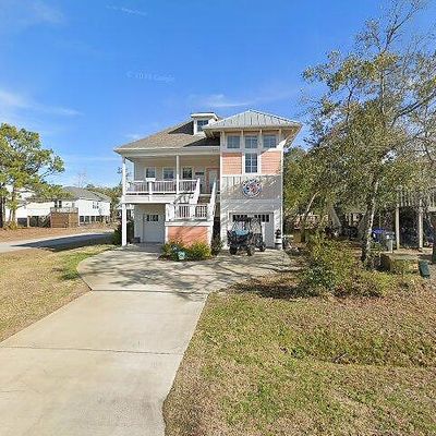 230 Ne 52 Nd St, Oak Island, NC 28465