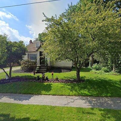 1992 Case St, Twinsburg, OH 44087