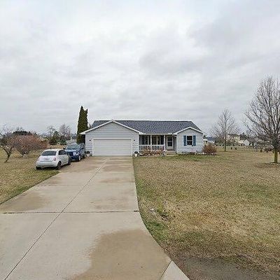 1998 Friar Tuck Cir, Adrian, MI 49221