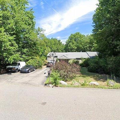 2 Summer Hill Rd, Medway, MA 02053