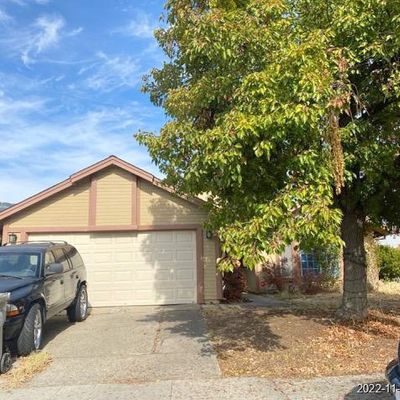 2 Twin Leaf Ct, Sacramento, CA 95838