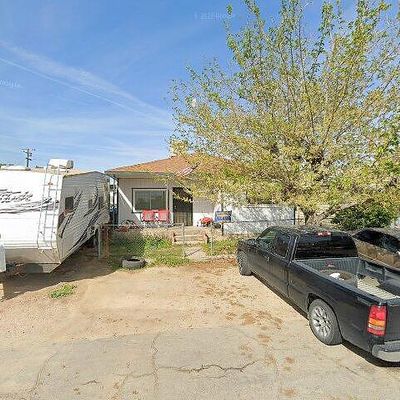 203 Fillmore St, Taft, CA 93268