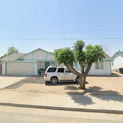 205 1 St St, Mc Farland, CA 93250