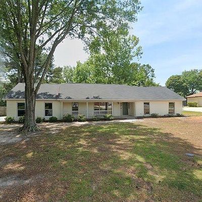 205 Barecky Dr, Warner Robins, GA 31088