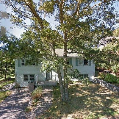 26 Valley Rd, Mashpee, MA 02649