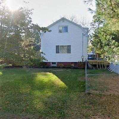 268 Maplehurst Ave, Manchester, NH 03104