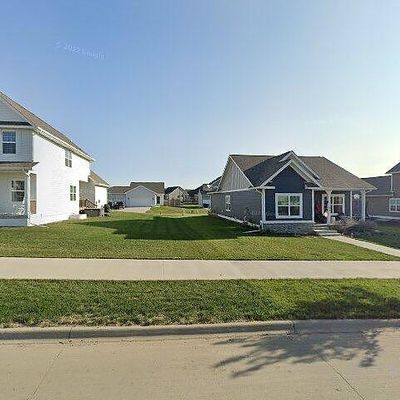 2702 Sw Plaza Pkwy, Ankeny, IA 50023