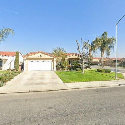 2702 Trentino Ave, Bakersfield, CA 93313