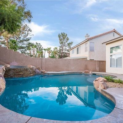 271 Mesquite Ridge Ln, Henderson, NV 89012