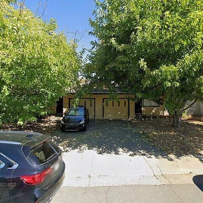 2711 El Caprice Dr, Rancho Cordova, CA 95670